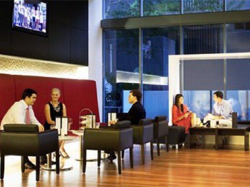 อโมรา บริสเบน Hotel ภายใน รูปภาพ The lounge at the airport
