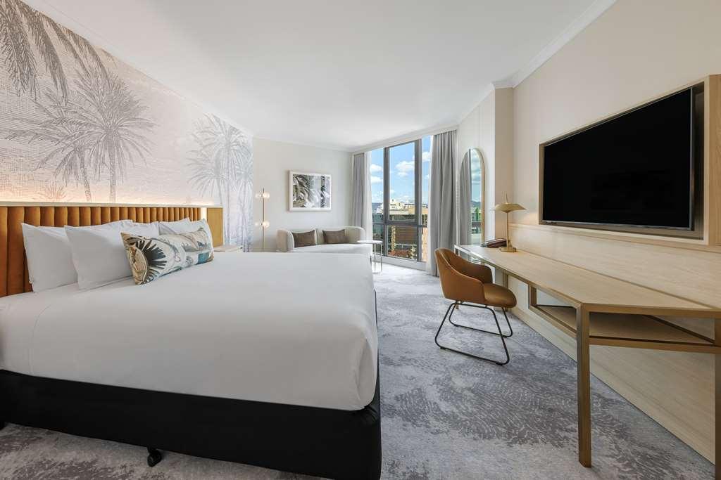อโมรา บริสเบน Hotel ห้อง รูปภาพ A guest room at the hotel